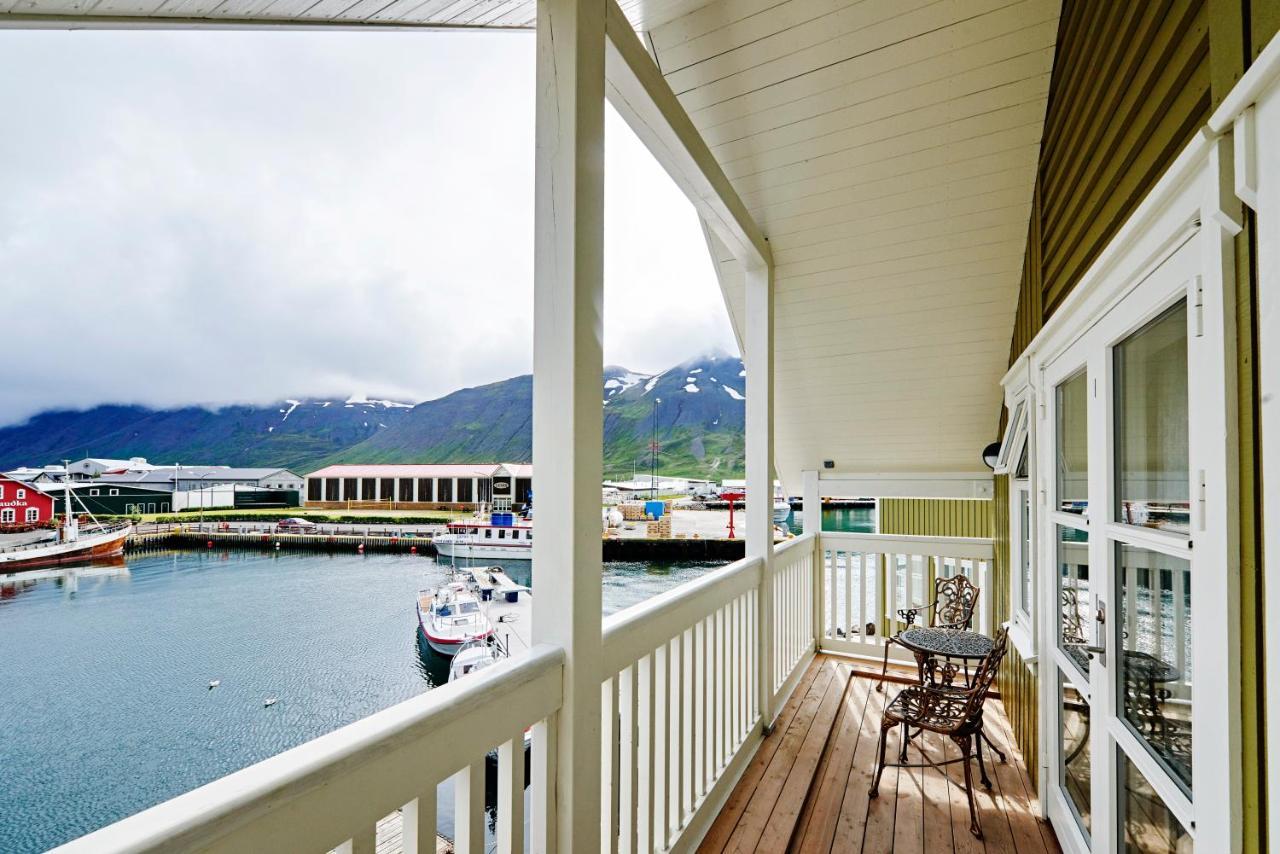 Siglo Hotel Siglufjordur Esterno foto