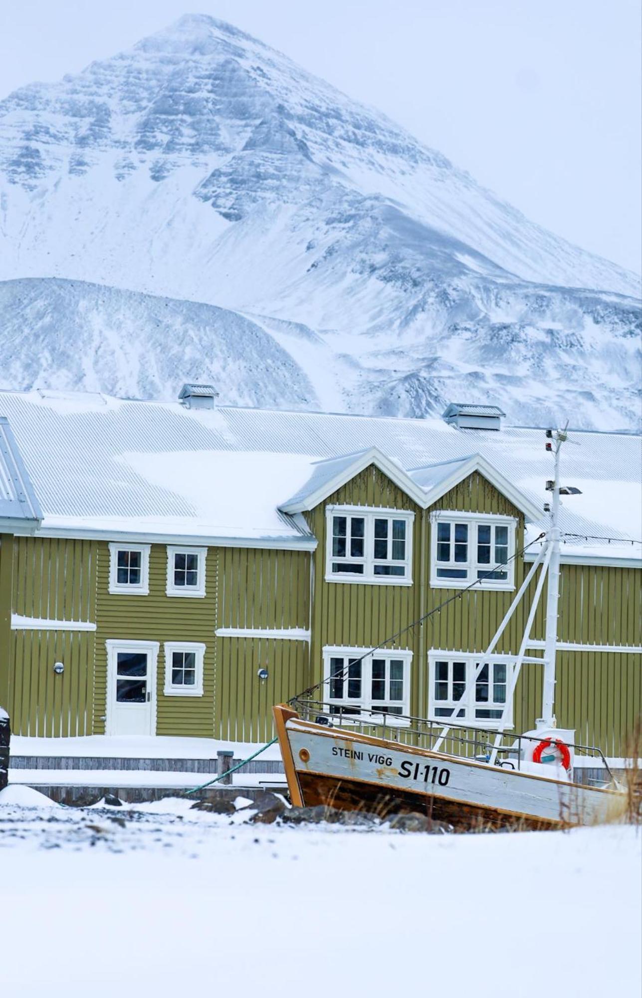 Siglo Hotel Siglufjordur Esterno foto